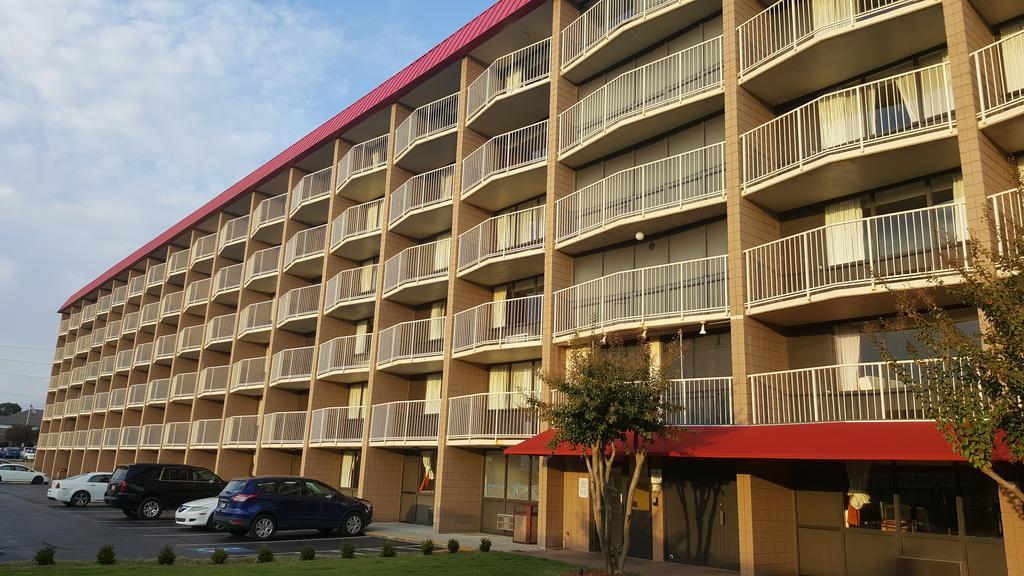 Baymont By Wyndham Fayetteville Fort Bragg Area Zewnętrze zdjęcie