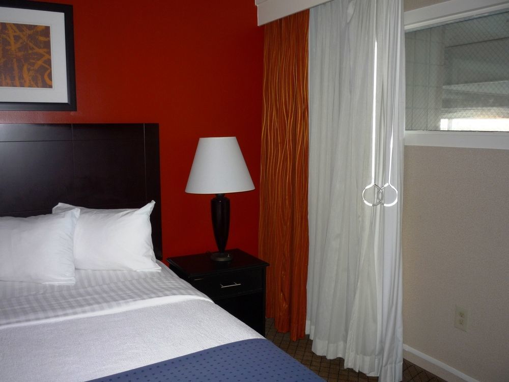 Baymont By Wyndham Fayetteville Fort Bragg Area Zewnętrze zdjęcie